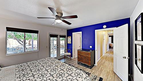 Rawhide Ranch - Walk to Pappy and Harriet's with Hot Tub! home - Foto 3