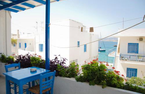 Helen's Minimal Studios & Apartments - Photo 58