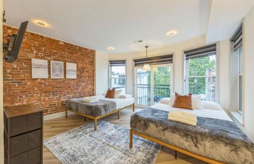 Bi-Level 2BR w Rooftop - Sleeps 12 - 10 min to DT - Foto 10