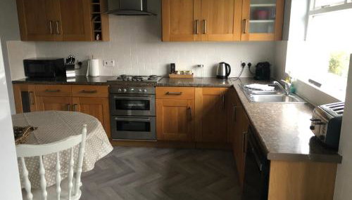 Number One - Fully Equipped Self Catering Four Bedroom House next to Dunedin, 15 mins to Spurn, 20 mins to Saltend, 12 mins to Easington - Foto 5