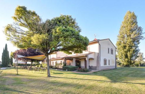 Awesome Apartment In Cannara With Swimming Pool - Foto 2