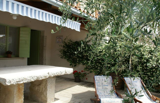 Stone Holiday Home in Peresiji With Pool - Foto 25