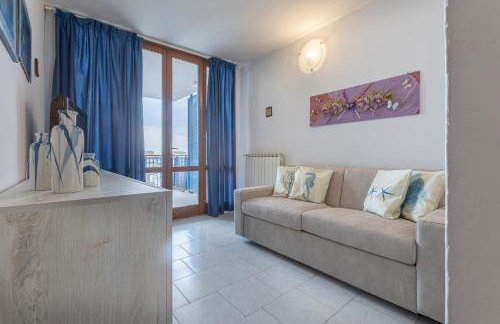 GuestHost - Comfortable Apartment with Sea View - Foto 1