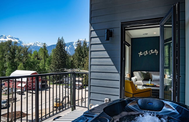 The Ski Shanty by Revelstoke Vacations - Photo 20