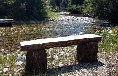 Elegant Mountain Cabin Rental in Bitterroot National Forest, Montana - Foto 4