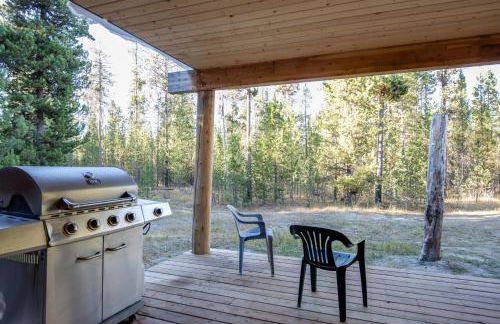 Grey Wolf Retreat by KABINO Sleeps 20 Commercial Kitchen Fire Pit WiFi Bunk Beds - Foto 31