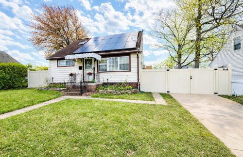 The Charming Cozy 4-Bedroom Getaway in Glen Burnie - Foto 3