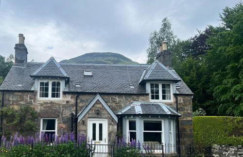 Glenalbyn Cottage - Photo 1