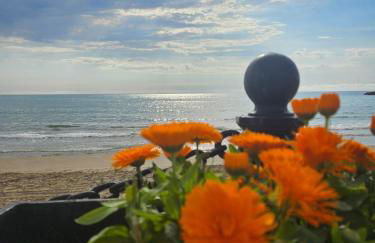 Mondrian Magic World - sea view first line of the beach - Photo 33