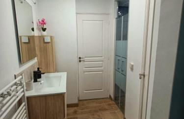 Le Rez des Arcades - T2 en RDC hypercentre - Foto 11