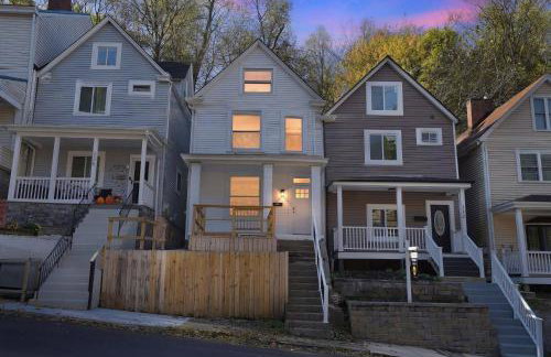 Brand NEW King Suite| Movie/Game Room| Coffee Bar - Foto 10