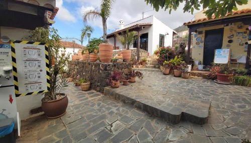 Holidays Tenerife breakfast inclusive wifi pool fr - Foto 4