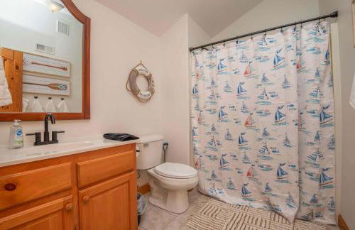 Family Friendly Lakefront with Private Dock Fire Pit Near Marinas - Foto 23