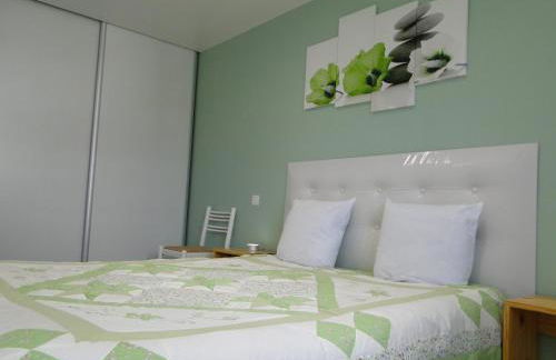 Gîte 1805 Montagnes du Jura avec Spa et Sauna classé 3 étoiles - Foto 13