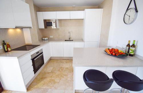 Penthouse 17A, Frigiliana 2 bedroom, Pool, Large Terrace and Amazing views in the center of Frigiliana HansOnHoliday Rentals - Photo 5