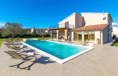 Relaxing pool villa Mattuzzi in Loborika - Foto 2