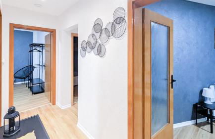 ALFA 4 Zimmer Apartment 8 Personen TV WIFI WM I 4BR 7Beds I 8 people I Kitchen l Bathroom - Foto 29