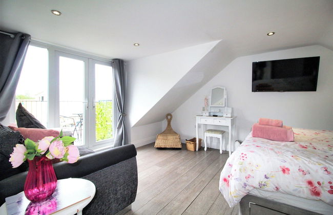 3 Bedrooms - 2 Bath Rooms - Dog Friendly - Parking - Foto 2