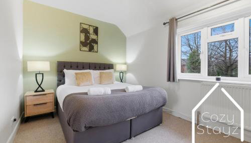 Spacious 3 Bed with Pac-Man, Darts and 2 Parking spaces - Foto 2