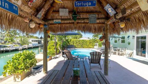 Tiki Time - Waterfront Pool Home, 65` Dock , Direct Ocean Access! - Foto 2