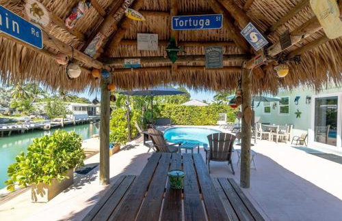 Tiki Time - Waterfront Pool Home, 65` Dock , Direct Ocean Access! - Foto 2