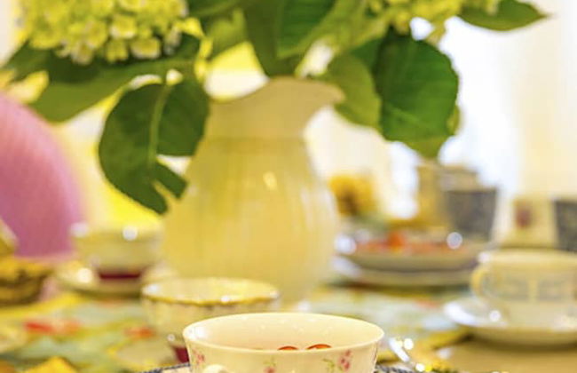 1BR Victorian Apartment River View D7 - Photo 9