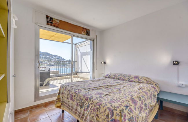 Apartment in Roses Near Beach - Photo 4