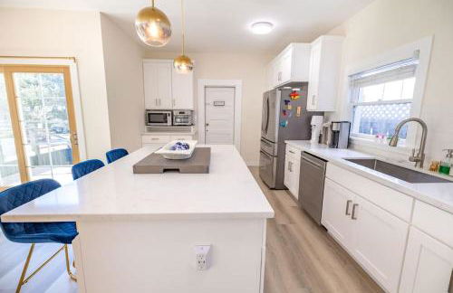 Luxury Retreat with Private Au Pair Suite - Foto 25