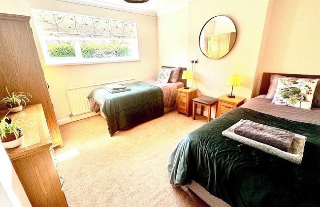 Peveril House, Spacious Eco-friendly Holiday Home - Foto 3
