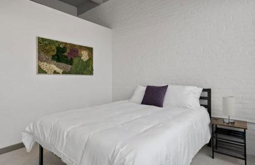 2125 Superior Living - Photo 116