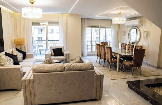 Xuru Stays I Imperial & Inviting 3bdr Duplex w/ Roof @new Cairo - Foto 24