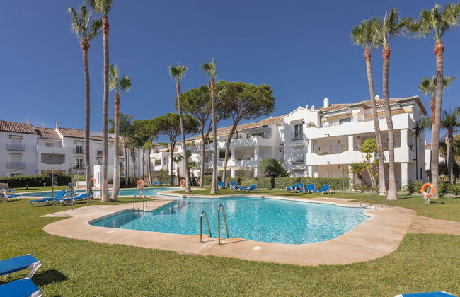 3 Bedroom, 3 Bathroom Beachside Apartment - Foto 14