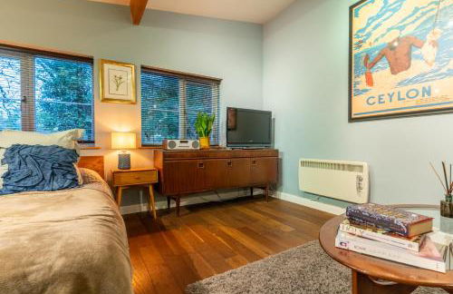 Somerset Lodge, a secret hideaway - Photo 7