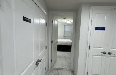 Lovely Remodeled 2bdrm Basement Home - Foto 34