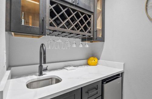 Smart 3BR Home Luxe Decor Bluetooth Audio - Foto 15