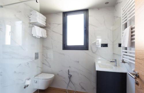 Apartamentos Playa De Los Barcos - Foto 17