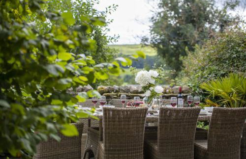 Askrigg Chapel - Photo 51