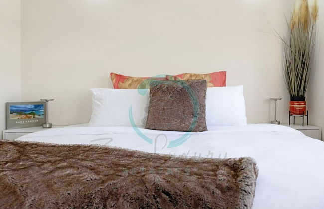 Lux Beachfront PH Office Pool Skyline Views - Foto 21