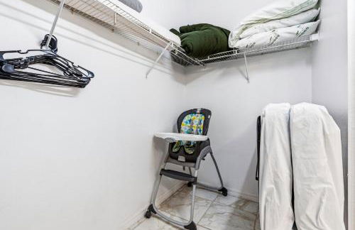 South Facing Private Pool with Lake View & Spa - Quiet Vacation Area - Family Friendly - Foto 18