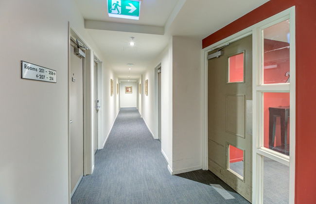 Parkview On Hagley - Photo 32