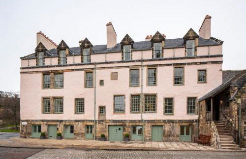 Abbey Strand Apartments, at Holyrood - Photo 5