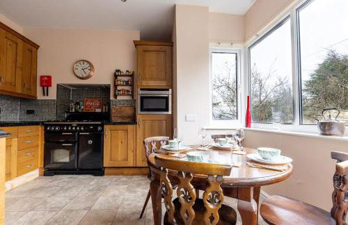 CLIFTON BANK - Characterful & Cosy Home in Buxton, Peak District - Photo 12