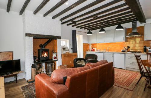 1 Eastview - Photo 8