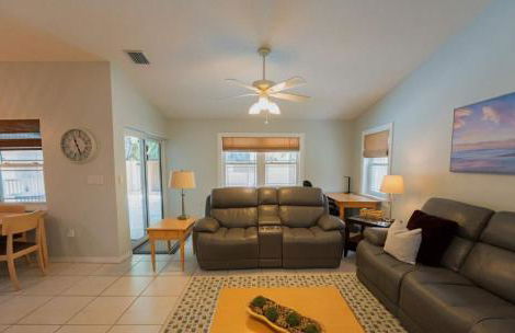 Poolside Miami Paradise with BBQ & Outdoor Lounge - Foto 21