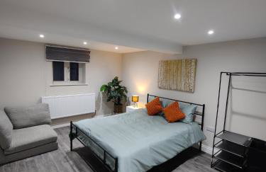 Modern 2-Bed Ground Floor Flat Near A11 & Forest - Foto 5