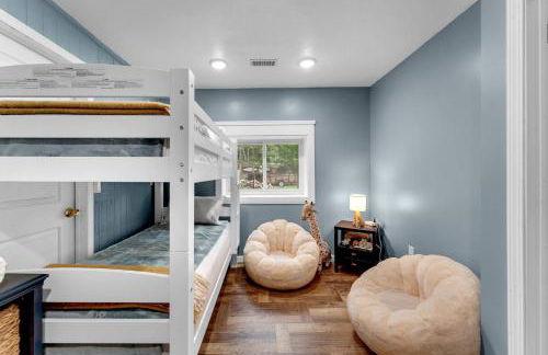 The Golden Eagle of Houghton Lake - Foto 26