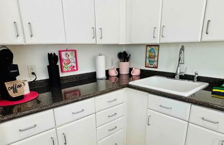 The Splash Pad Sleeps 13 w Pool Patio and Garage - Foto 37