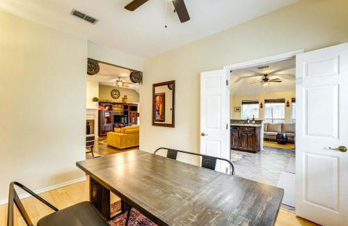 DFW Fun Awaits Family Home in Crowley! - Foto 8