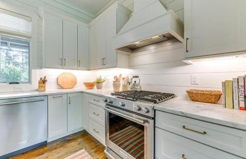 Stunning Cashiers Cottage Rental with Screened Porch - Foto 12