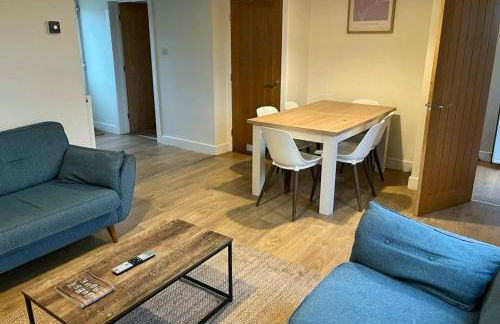 Flaxman Avenue - Lovely 4 bed home, 5 mins drive to York City Centre, Free superfast Wi-fi, Free on-street parking - Foto 12